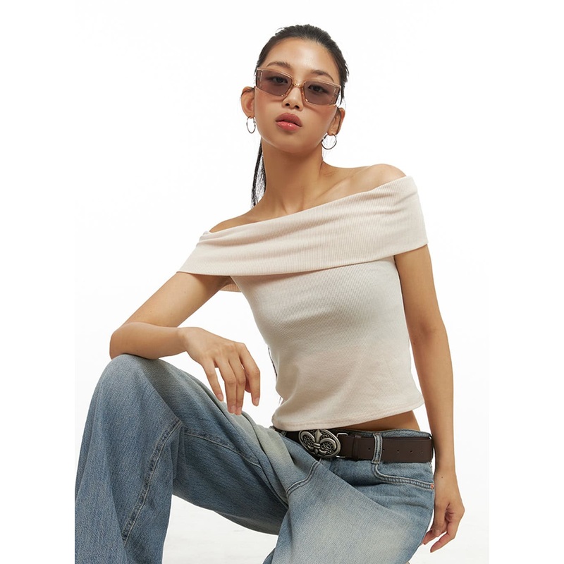 Solid Off Shoulder Crop Top IU412 Light beige S/M