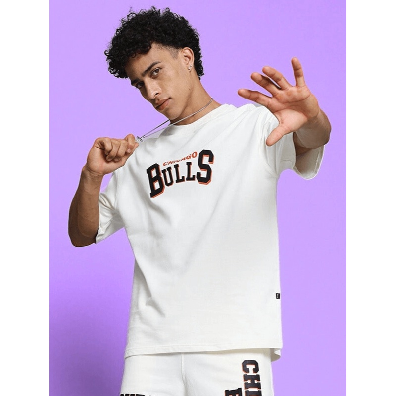 BLAZE BULLS PRINT OVER-SIZED T-SHIRT OFF WHITE XS