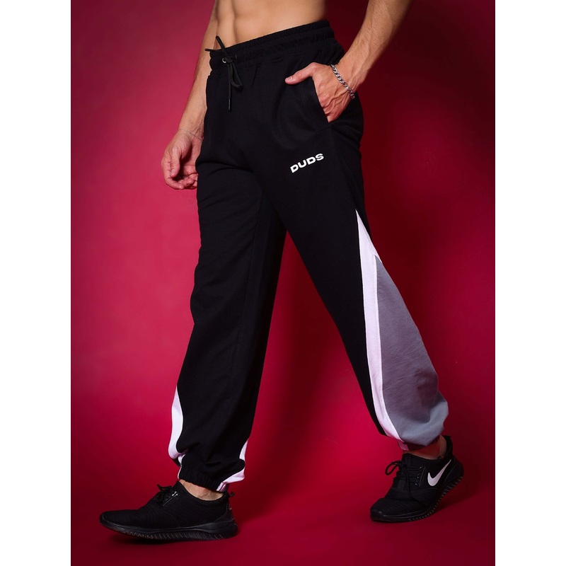 LOVE TRIANGLE BAGGY JOGGERS BLACK GREY XS
