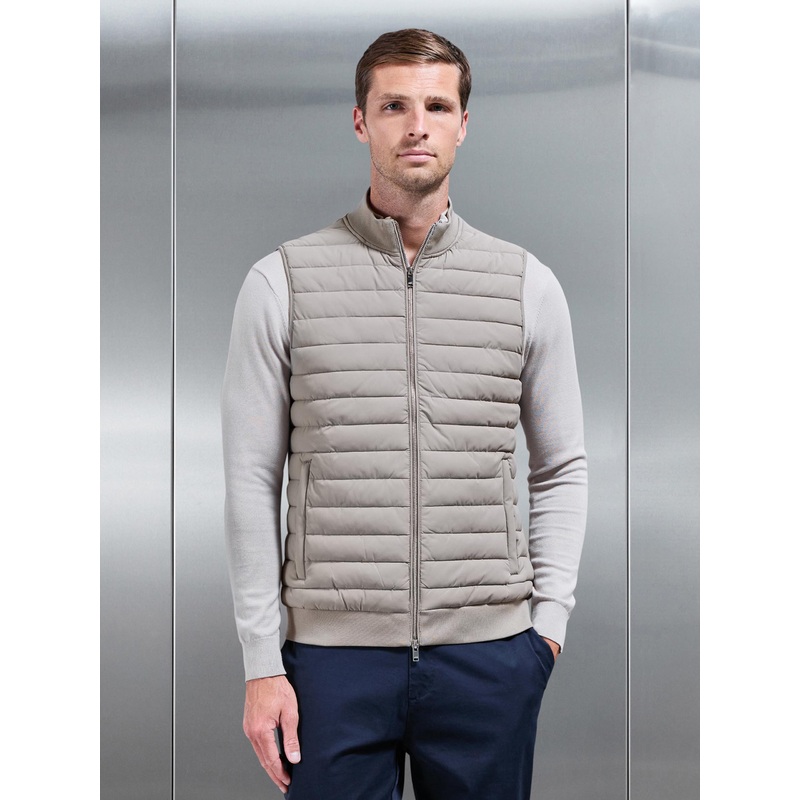 Hybrid Quilted Gilet in Taupe XS Taupe