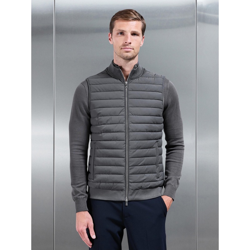 Hybrid Quilted Gilet in Grey XS Grey