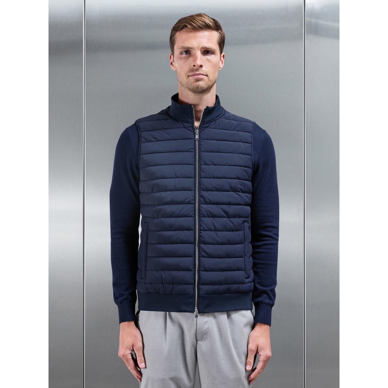 Hybrid Quilted Gilet in Navy XS Navy