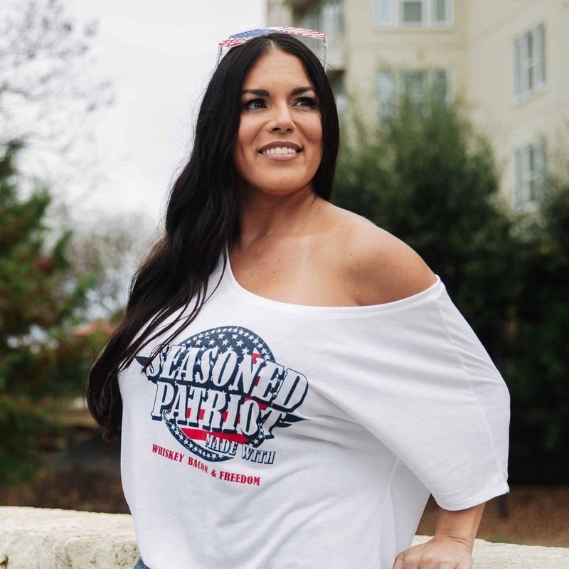 Women’s Seasoned Patriot Slouchy Fit T-Shirt – White Small