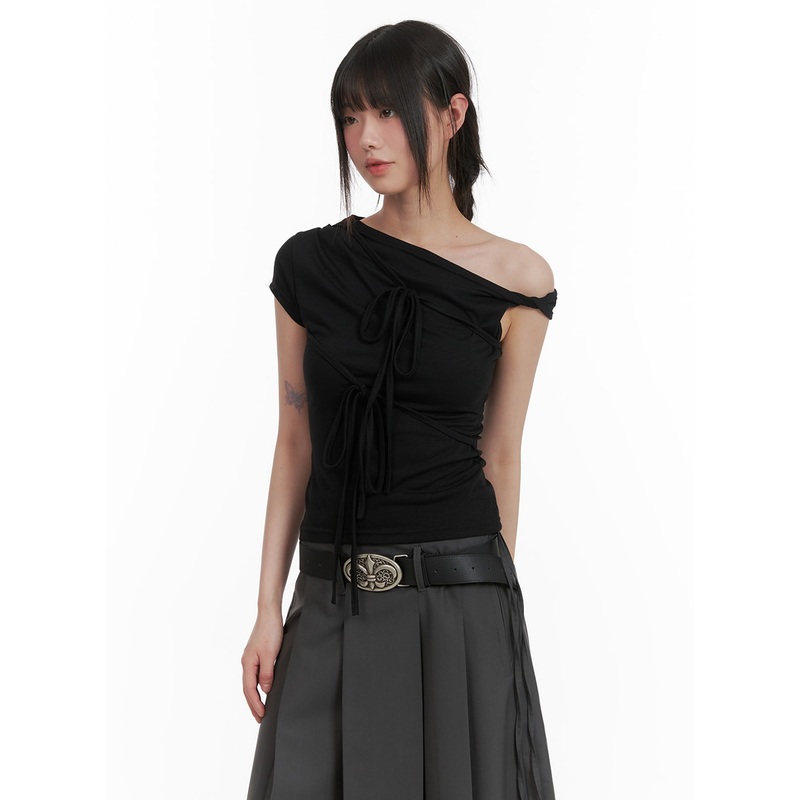 Twisted Asymmetrical Neck Short Sleeve Top CA418 Black S/M