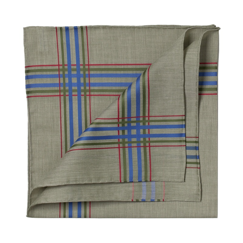 Green Patterned Handkerchief “Montmartre” made of Cotton with Colorful Check – hand-rolled