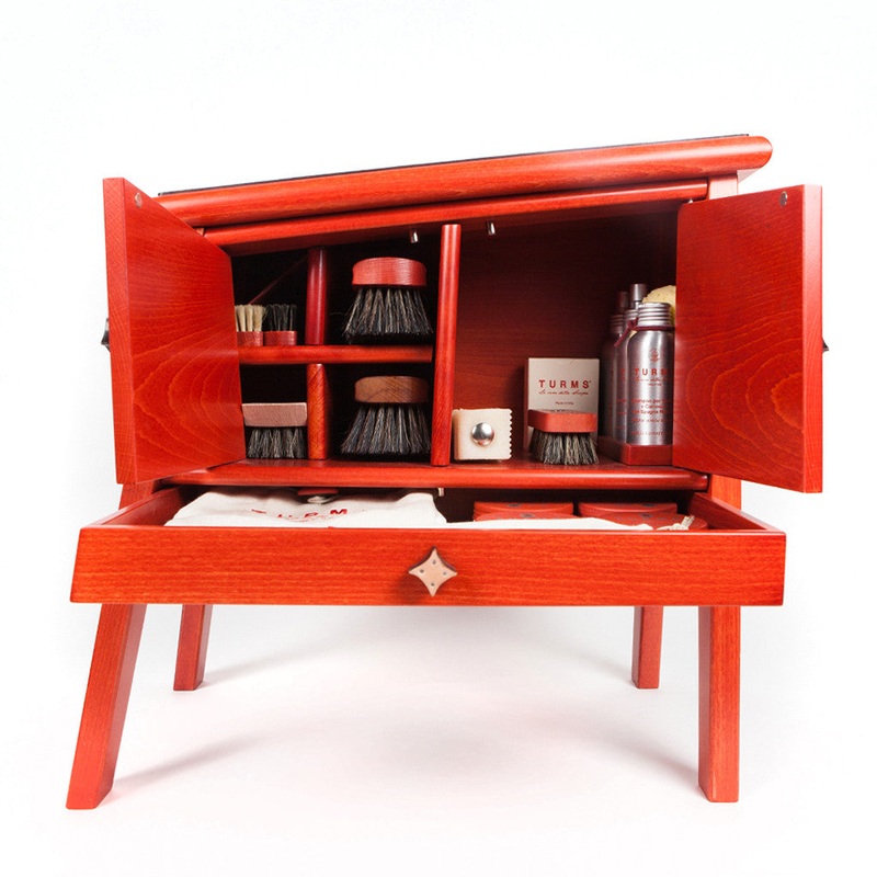 Shoe care locker “Mobiletto” made of red glazed beech wood – handcrafted
