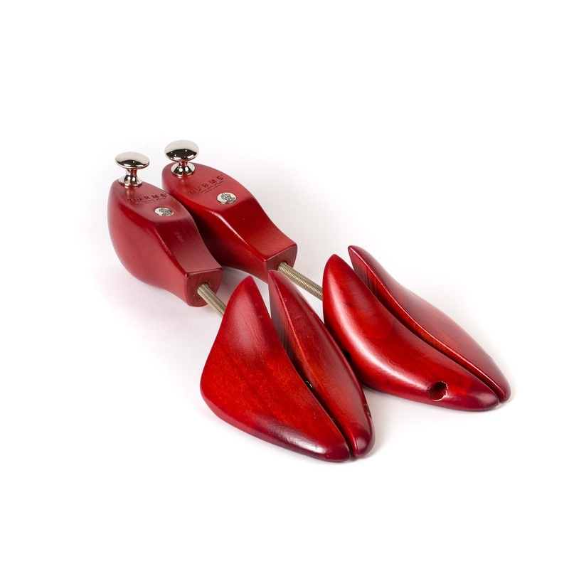 Shoe tree “Universale” made of red glazed beech wood – handcrafted S/5-9