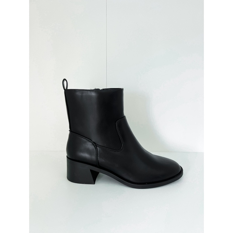 Elena Black Heeled Bootie – FINAL SALE 5.5