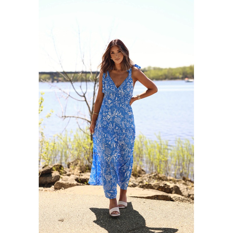 Blue and White Print Tiered Maxi Dress – DOORBUSTER Small
