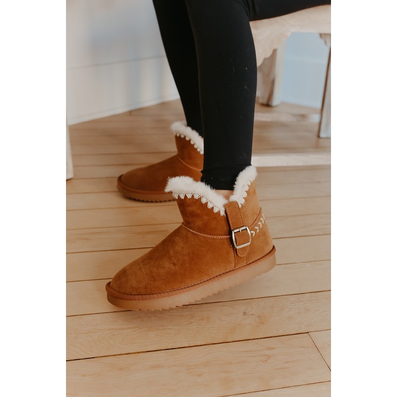 Lana Camel Sherpa Lined Buckled Booties – FINAL SALE 5.5