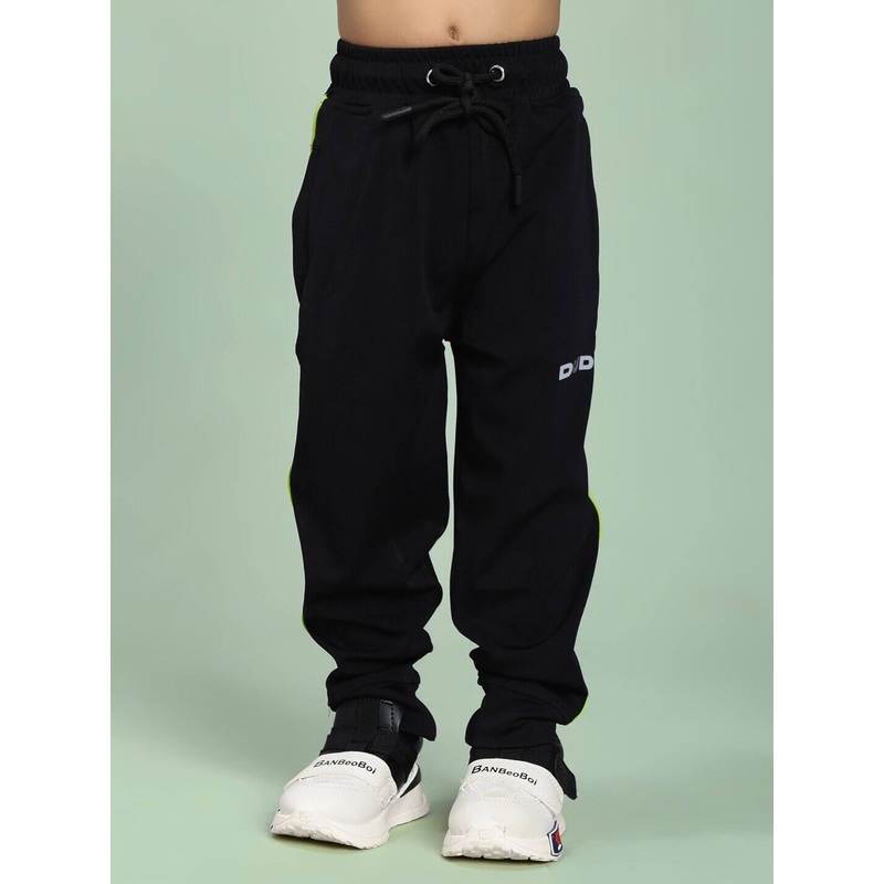 HIGH PERFORMANCE JOGGER FOR BOYS AND GIRLS BLACK 1-2 YRS