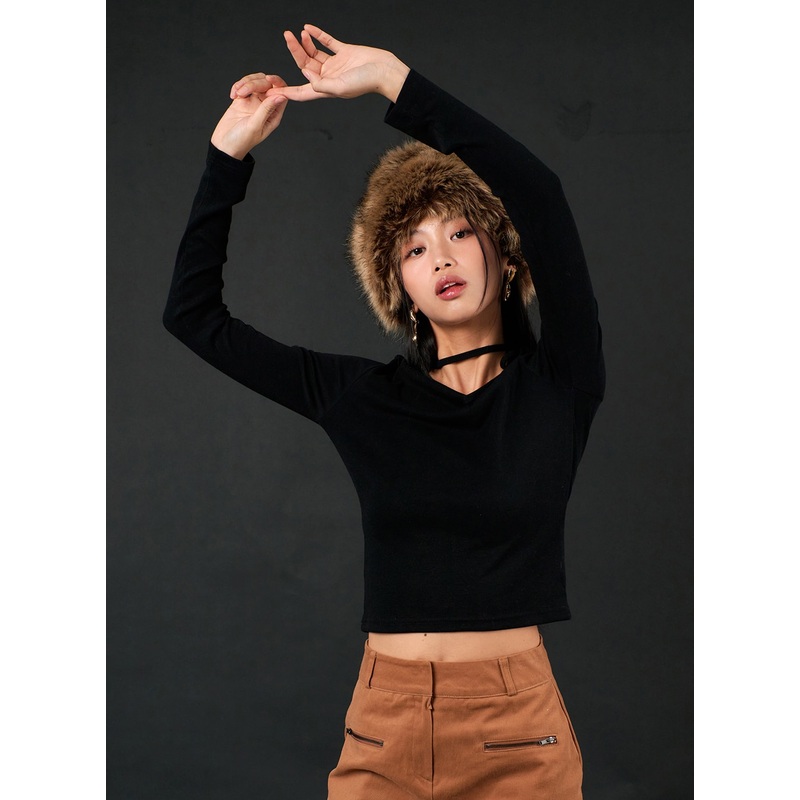 V-Neck Long Sleeve Crop Top IJ403 Black S/M