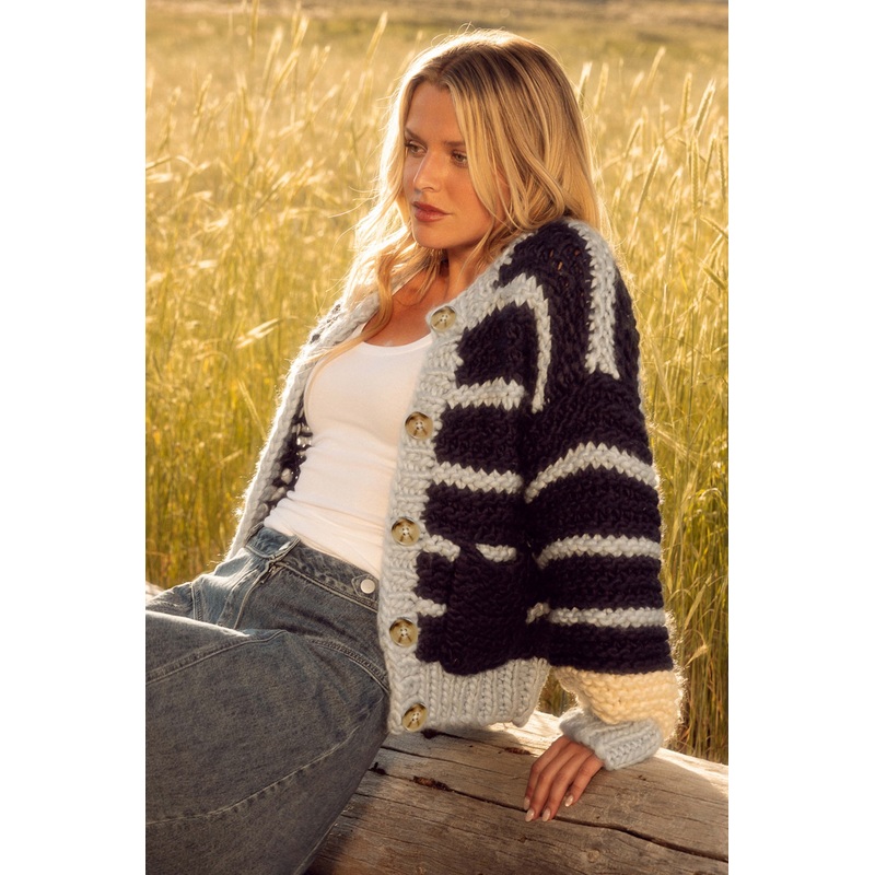 Bailey Sweater in Blue XX Small