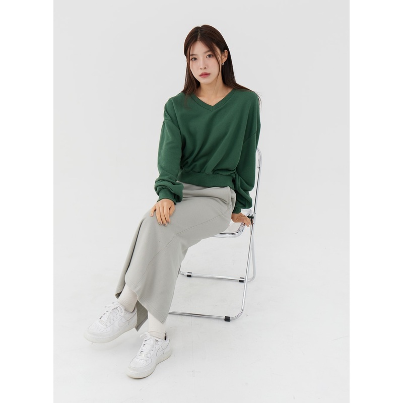 Basic V-Neck Cropped Sweatshirt IG24 Light beige S/M