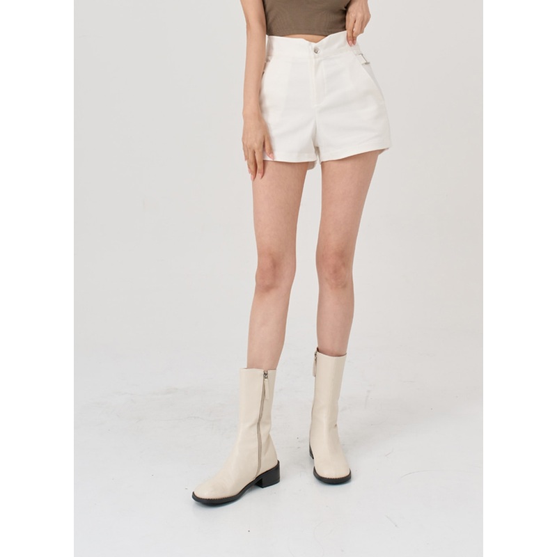 Side Belt Slit High Waist Short Pants IG18 White S