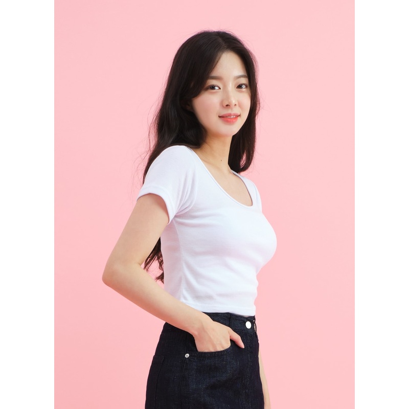 Deep Round Neck Basic Crop T-Shirt BU5 Sky S