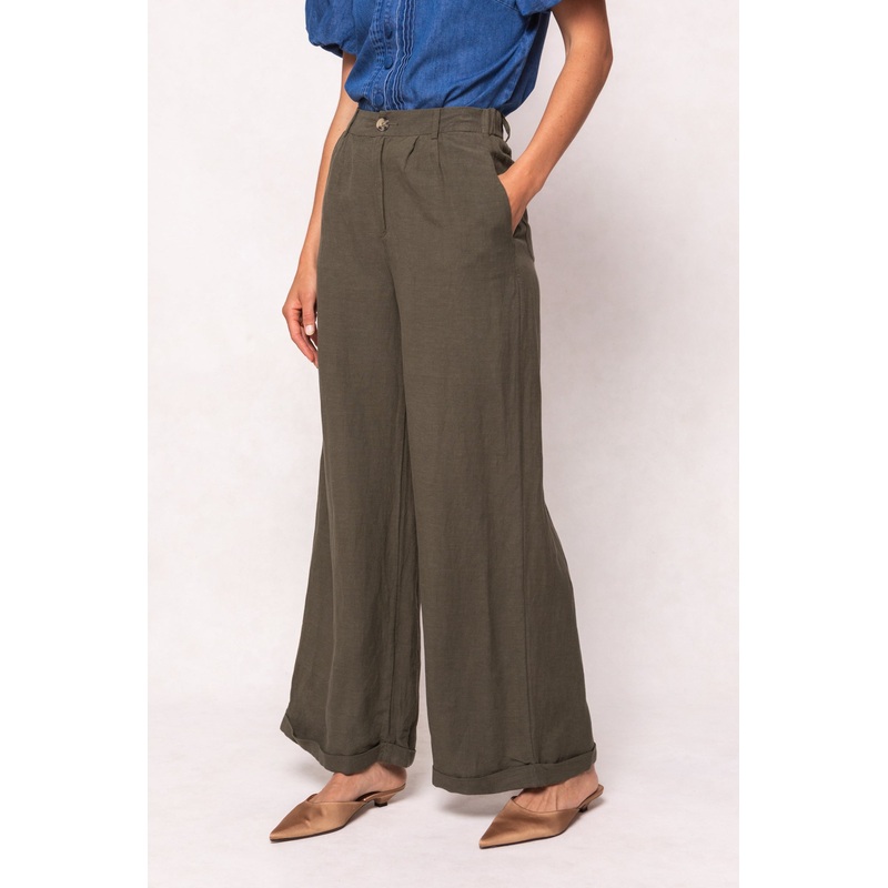 Veronica Pants in Green XX Small