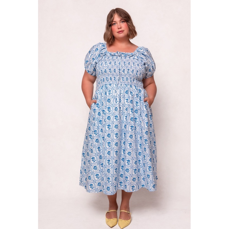 Mae Dress in Blue Floral Stamp XX Small