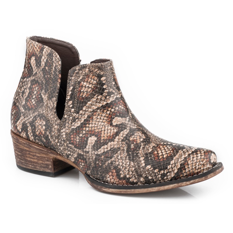 Womens Snip Toe Tan Faux Snake Leather Shorty Boot 5 R