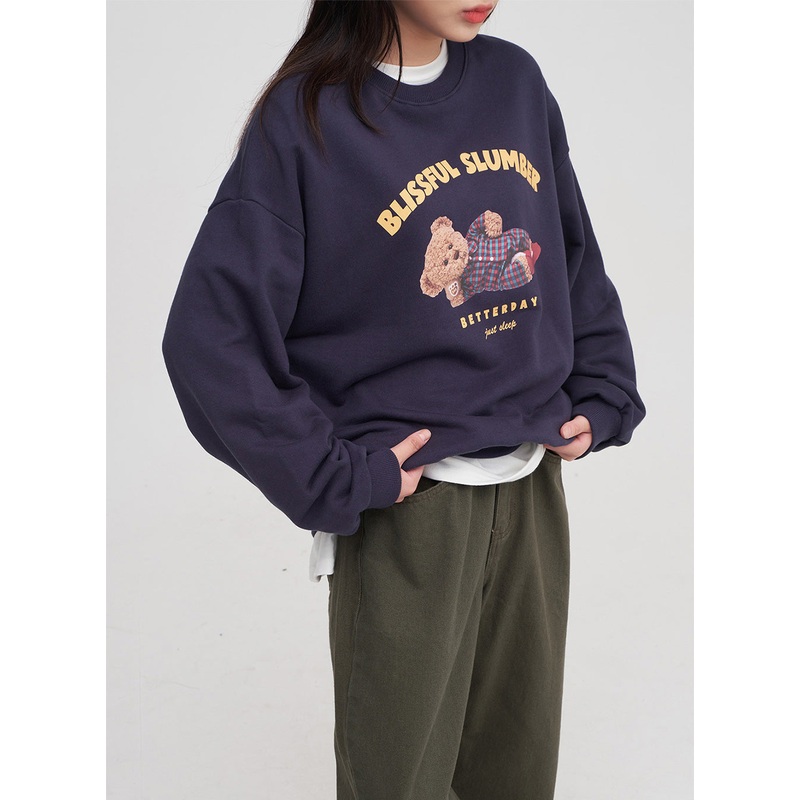 Sleeping Bear Print Sweatshirt Oatmeal S/M