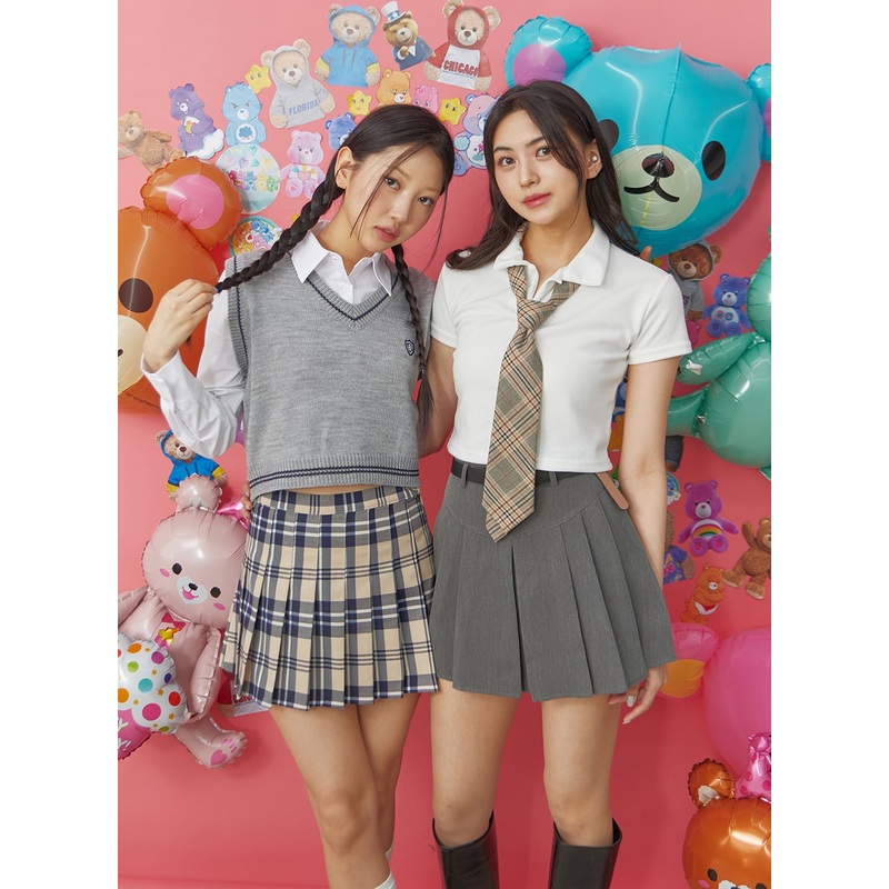 V Neck Embroidered Crop Vest BM304 Beige S/M