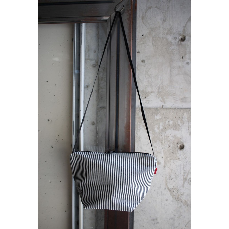 WORKERS / Boat Shoulder Bag (Hickory)