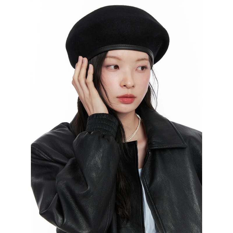 Classic Wool-Blend Beret CN504 Black One Size
