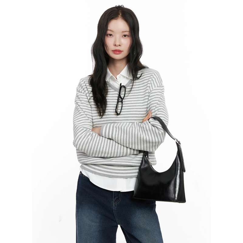 V-Neck Striped Knit Sweater CO531 Gray S/M