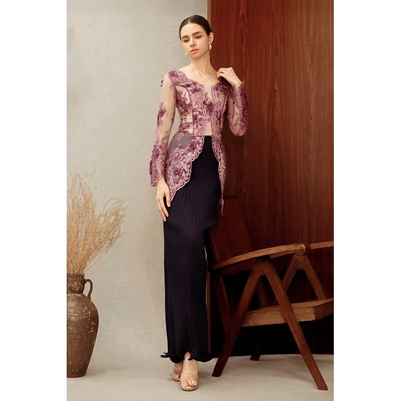 Aurielle Kebaya Top (Lilac) XS Lilac