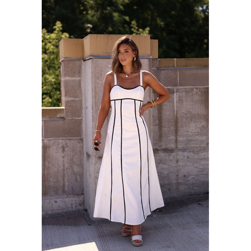White and Black Trim Detail Maxi Dress – DOORBUSTER Small