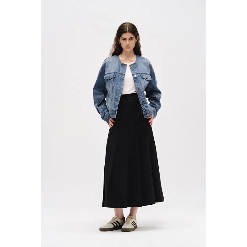 Helmingham Round Neck Jacket in Lyocell Denim XS