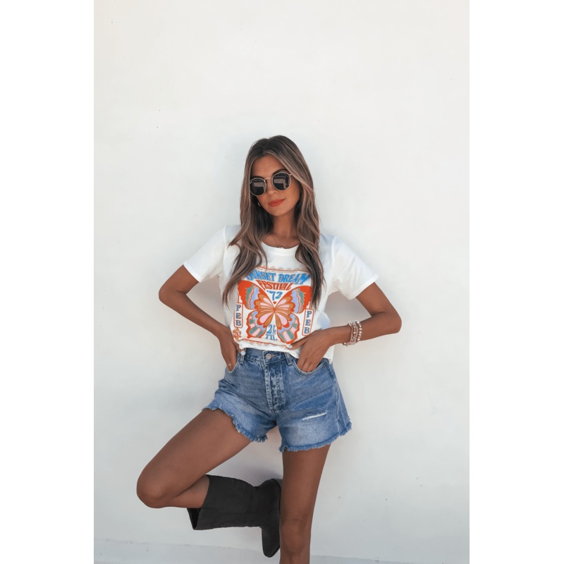 Sunset Dream Cream Graphic Tee – FINAL SALE Small