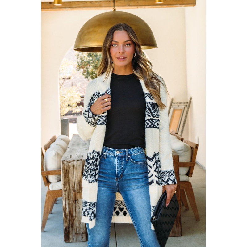 Alpine Retreat Ivory and Black Shawl Cardigan Small