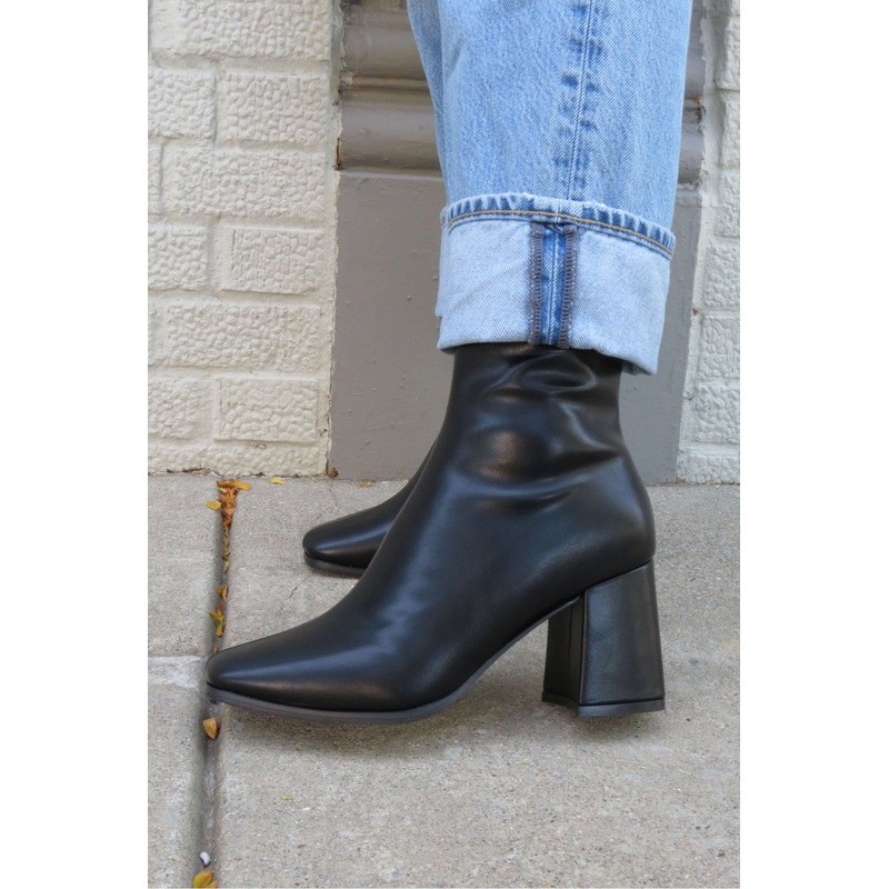 Milan Black Chunky Ankle Booties 5.5