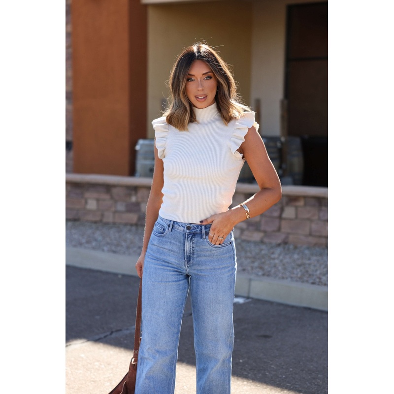 Sadie and Sage Cream Ruffle Sweater Extra Small