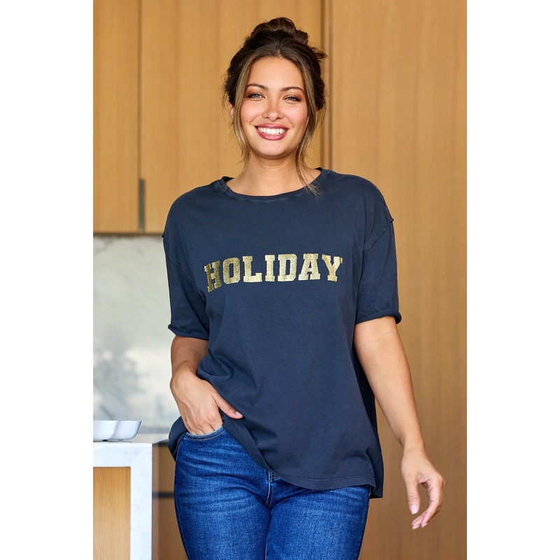 Elan Grey Holiday Graphic Tee Small