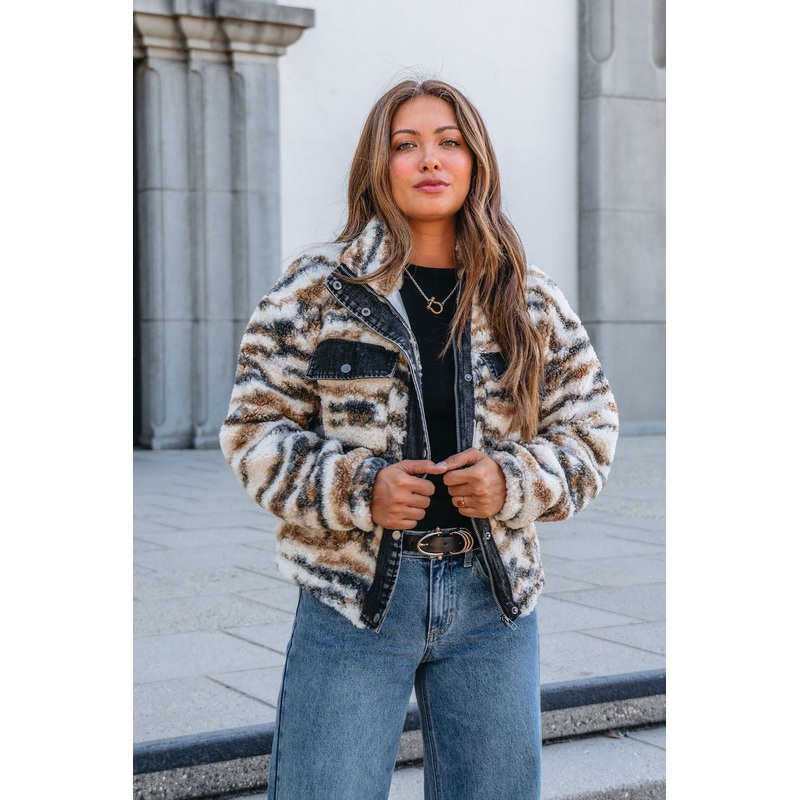 Thread and Supply Cream Multi Print Sherpa Jacket Small