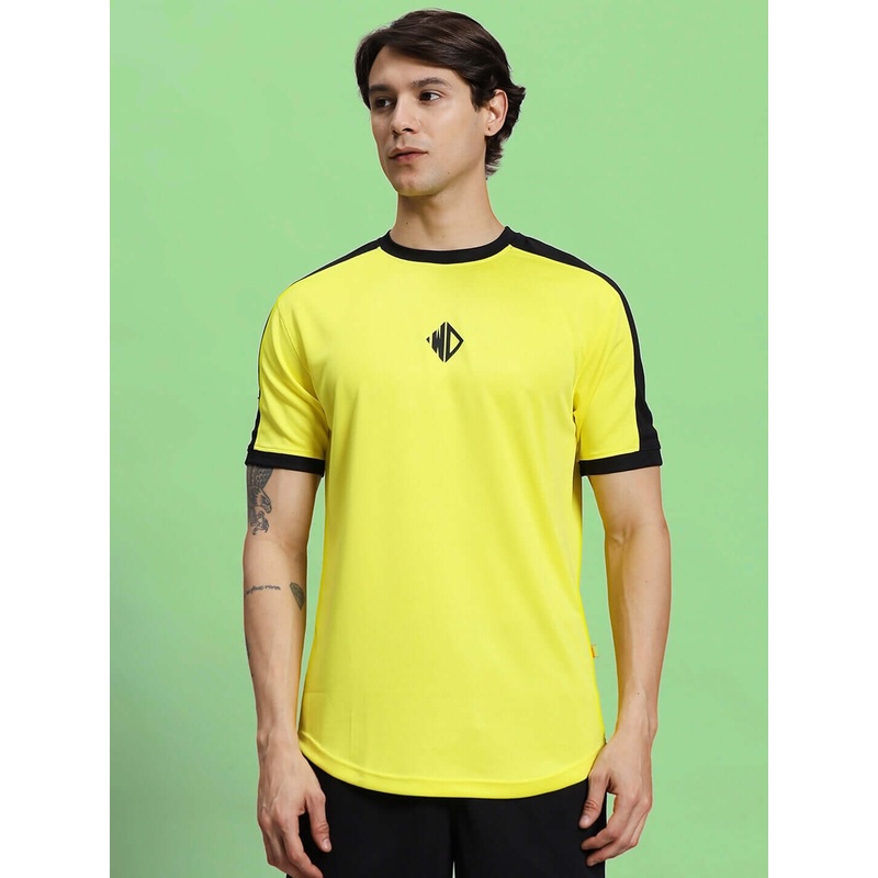 SHERPA REGULAR FIT T-SHIRT YELLOW XS