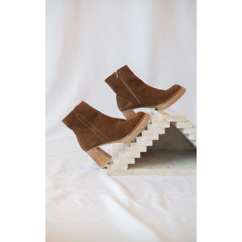 Wonders- Verona Boot in Luxe Cappuccino Suede 36