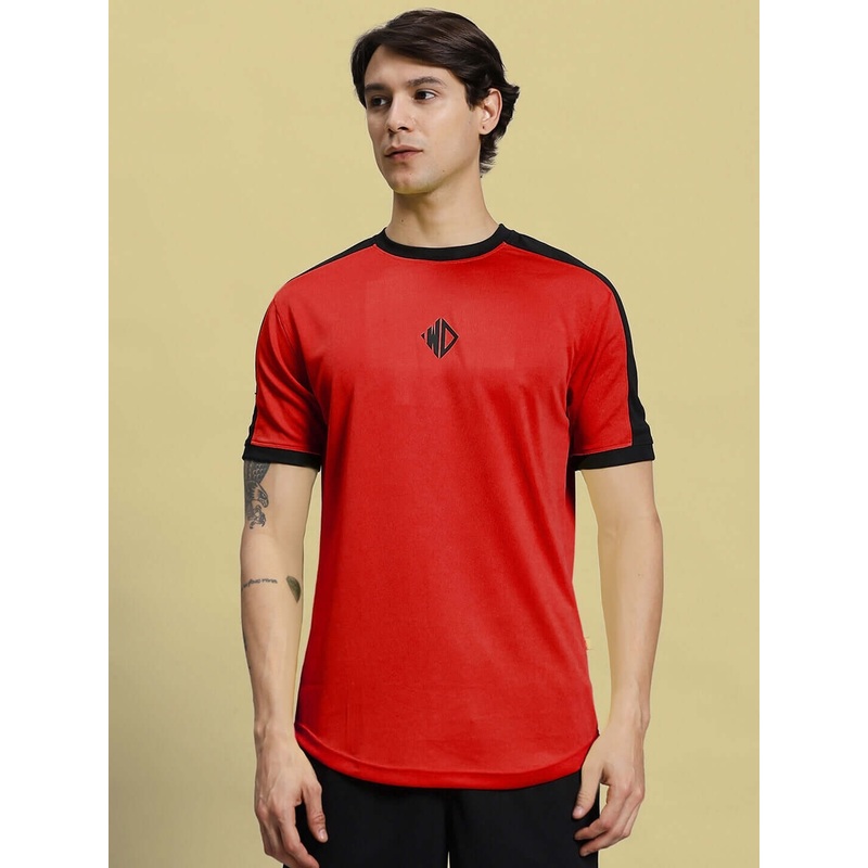 SHERPA REGULAR FIT T-SHIRT RED XS