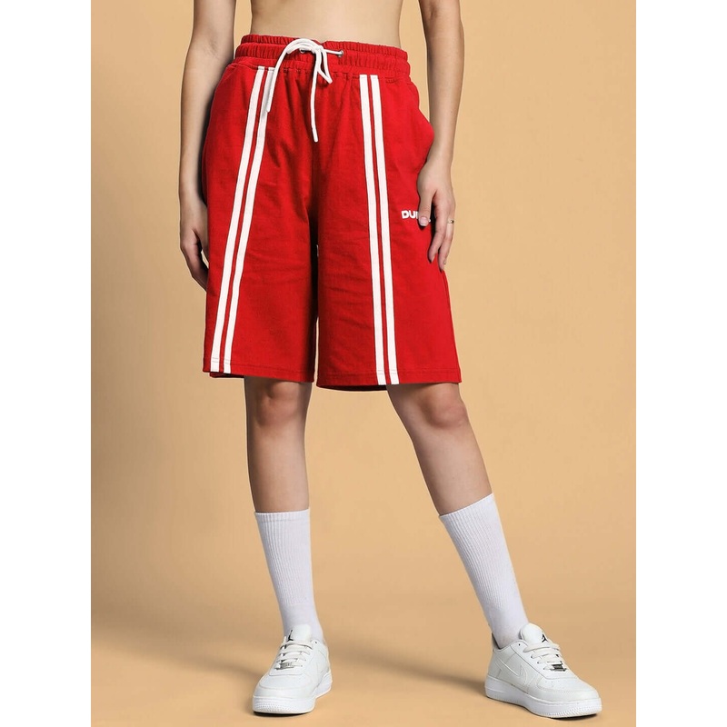 WOMEN’S OUTLOOK REGULAR FIT SHORTS RED XS