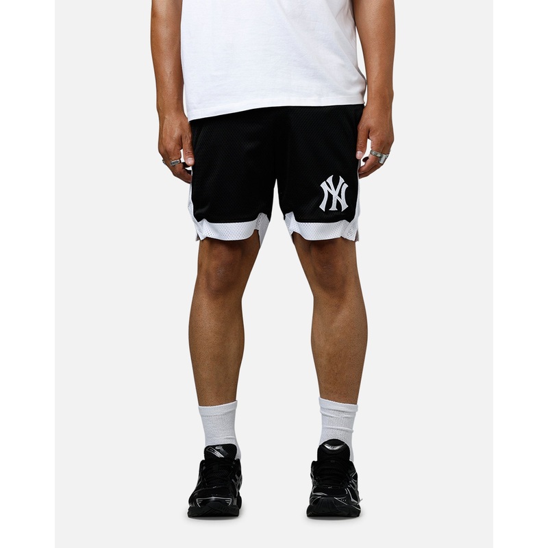 New Era New York Yankees Sport Class Shorts Black/White S