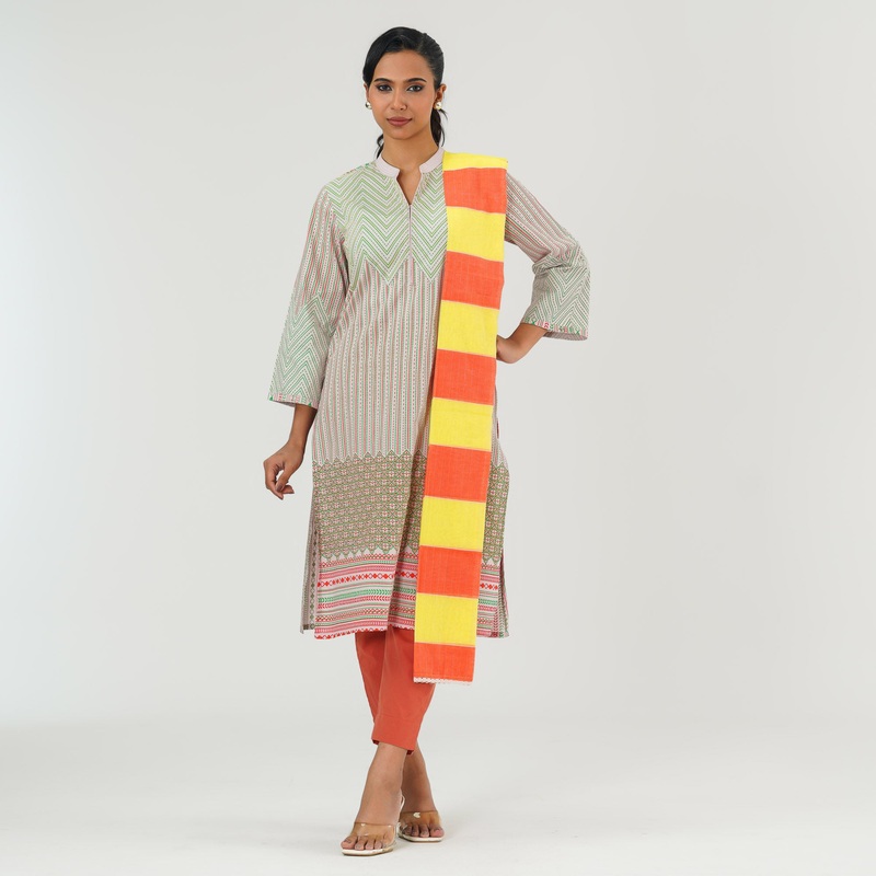 Womens Embroidered Three Piece Set S BLUSH