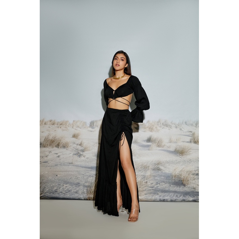 Off Shoulder Crop Top and Maxi Skirt Set XS 24 Black