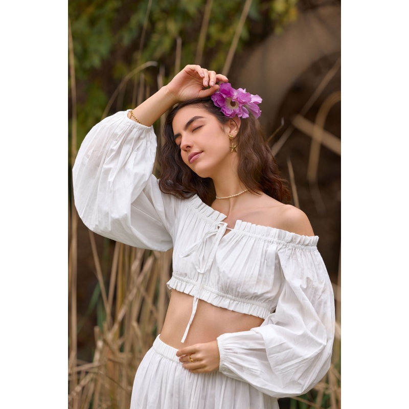 White Off-Shoulder Crop Top White XS