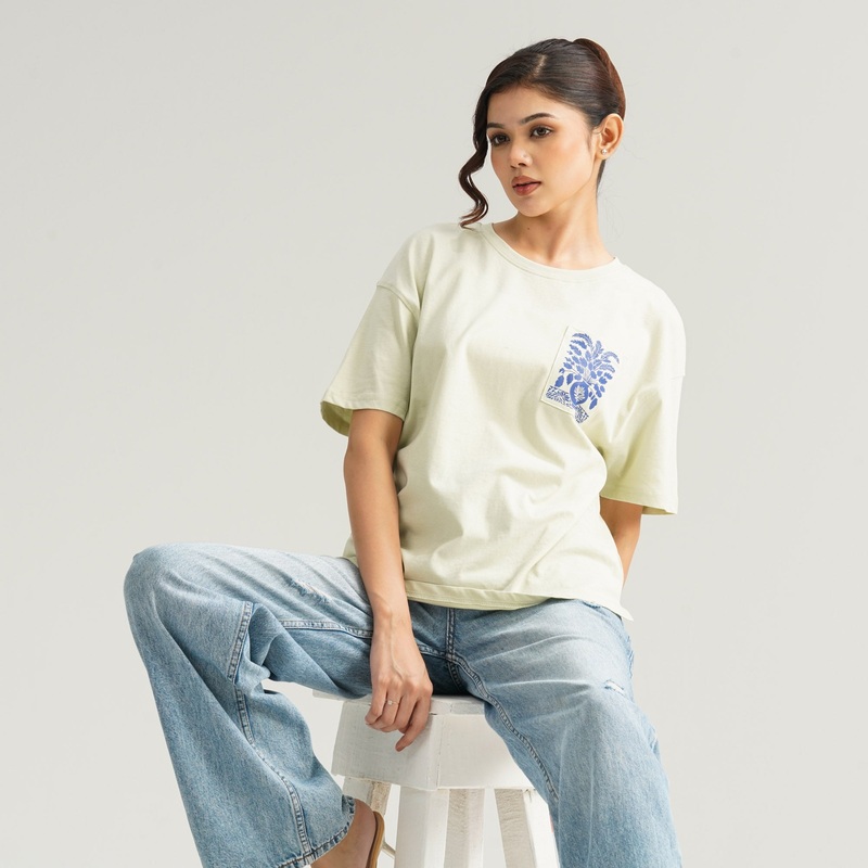 Womens Tint Green T-shirt S TINT GREEN