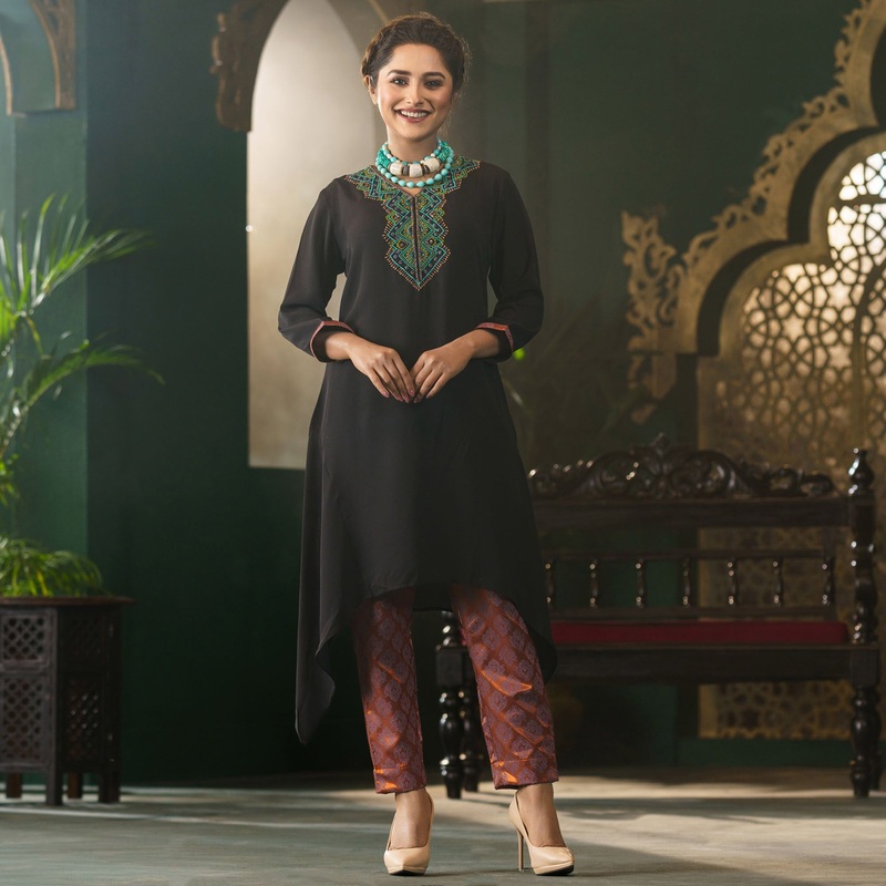 Women Black Embroidered Ethnic Set 2XL BLACK