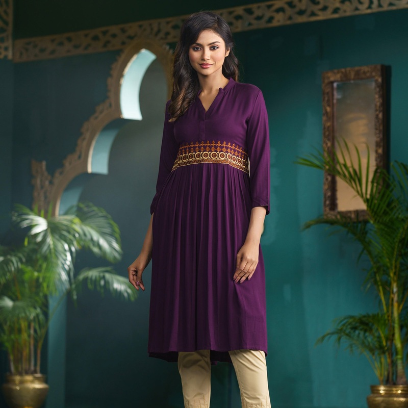 Women Purple Embroidered Kurti M PURPLE