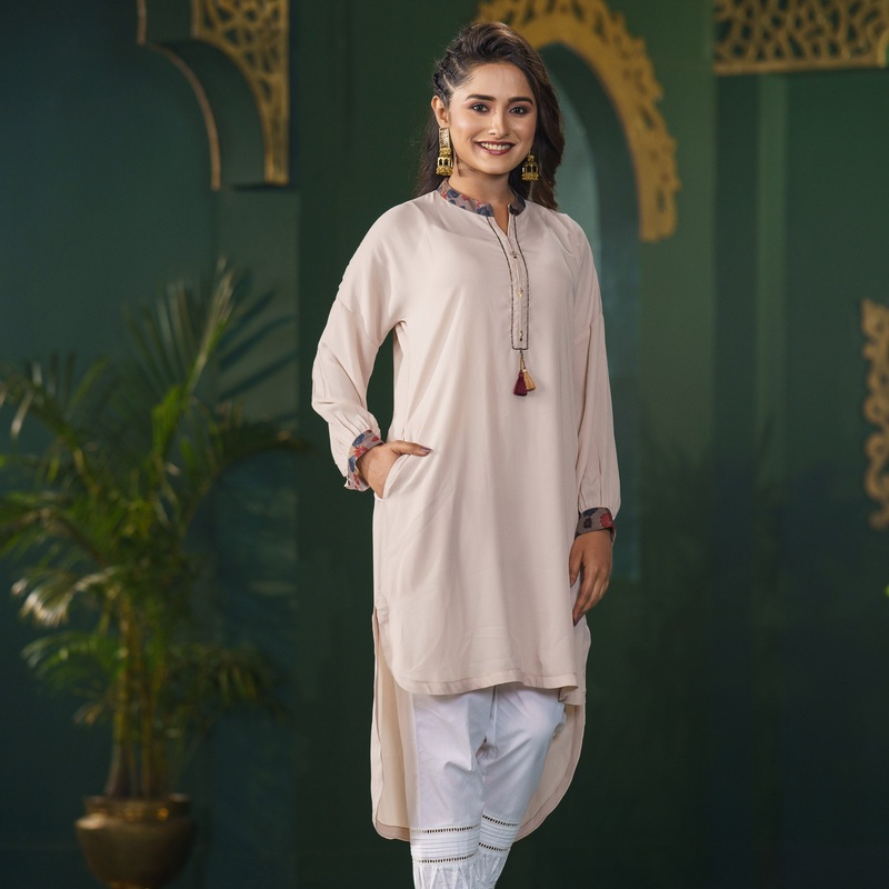 Women Ethnic Beige Fusion Kurti 2XL BEIGE