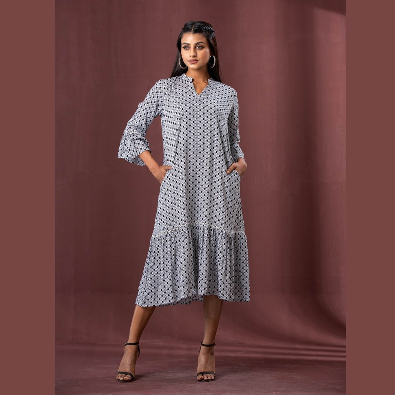 Womens White-Black Long Dress 2XL WHITE/BLACK